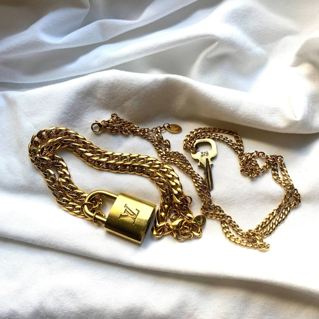 Repurposed Vintage LV Lock & Key Necklace – GIRL NEXT DOOR display picture 1