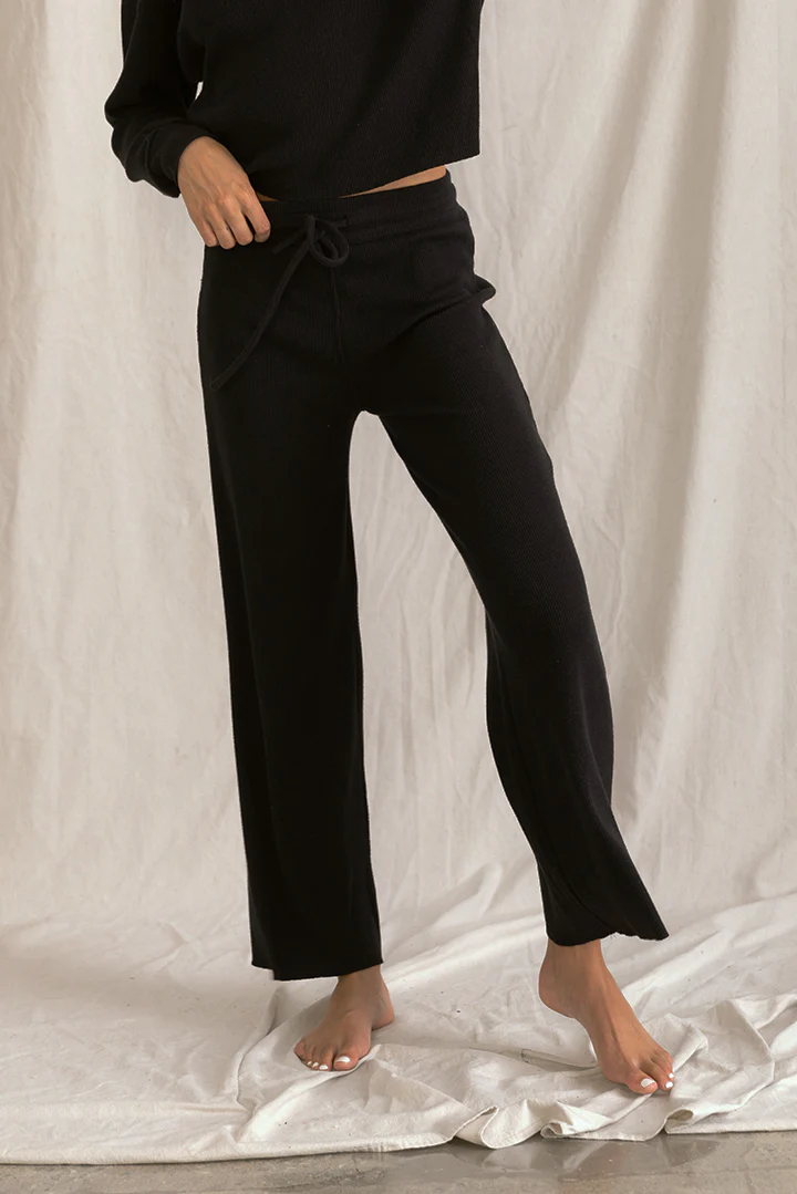 Buy Free People Slim Pull-on Velvet Flare Pants - Black At 38% Off